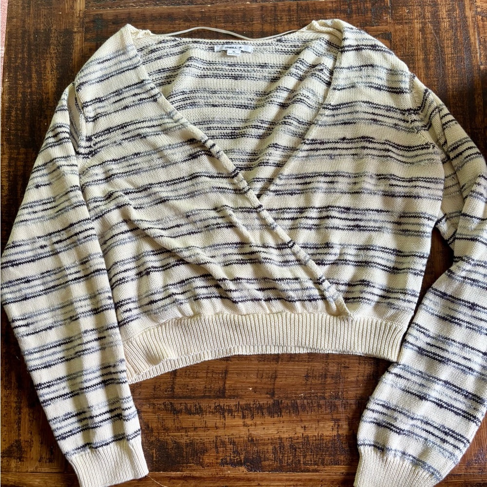 O’Neil Seaside Wrap Sweater